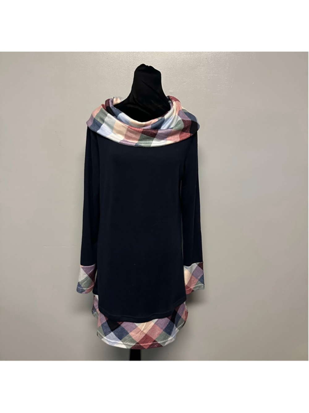 Navy Plaid Tunic Top Cowl Neck with Elbow Patches Women’s Medium